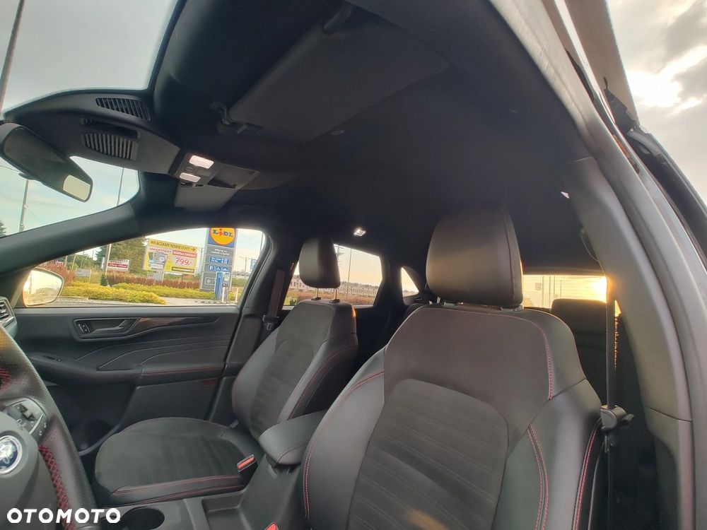 Ford Kuga 2.5P PHEV FWD ST-Line - 13