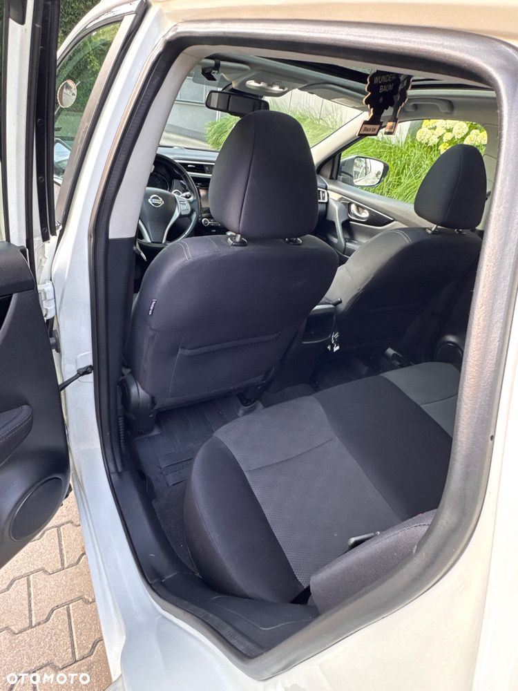 Nissan Qashqai 1.2 DIG-T N-Connecta Xtronic EU6 - 9