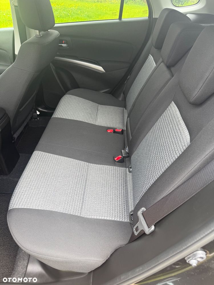 Suzuki S-Cross - 13