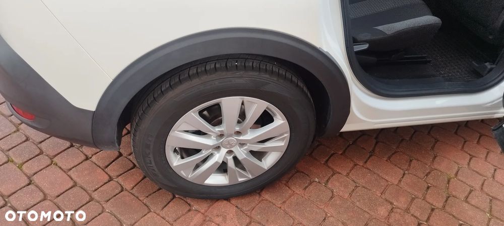 Peugeot 5008 1.5 BlueHDI Crossway S&S EAT8 - 21
