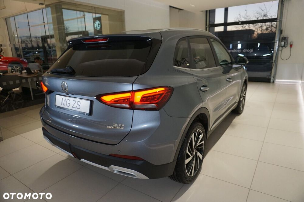 MG ZS Hybrid+ - 7