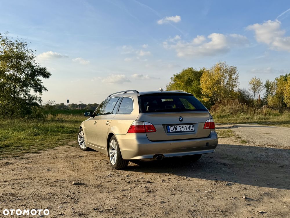 BMW Seria 5 520d Edition Sport - 3