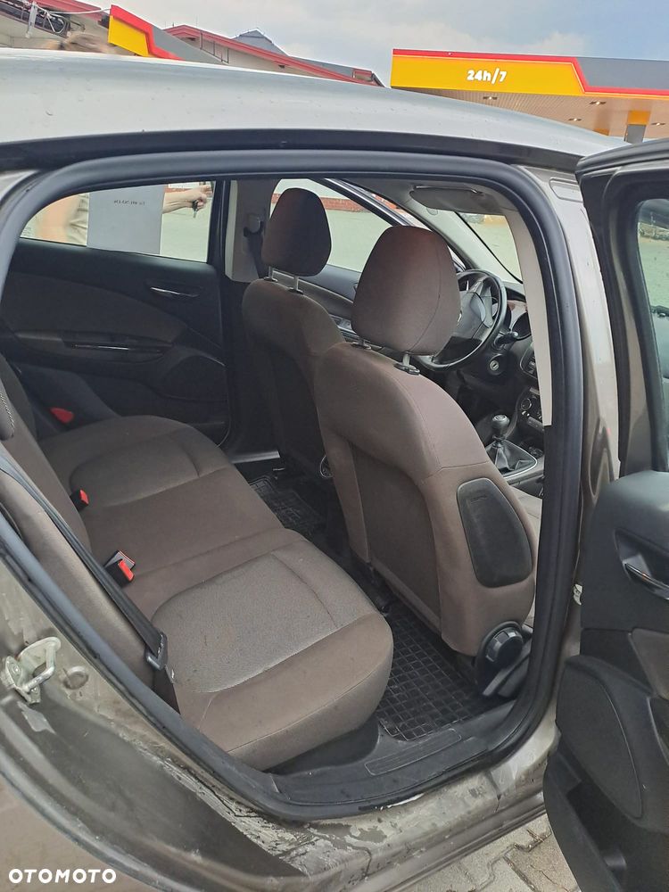 Fiat Bravo 1.6 Multijet 16V DPF Pur-O2 Dynamic - 18