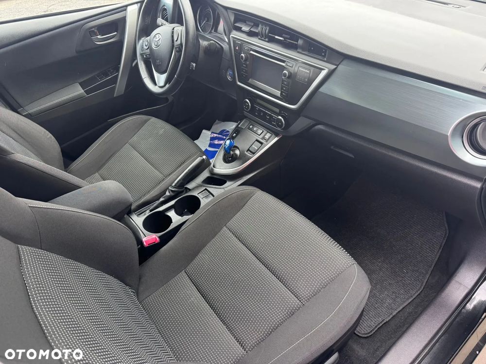 Toyota Auris 1.8 HSD Prestige NAVI - 27