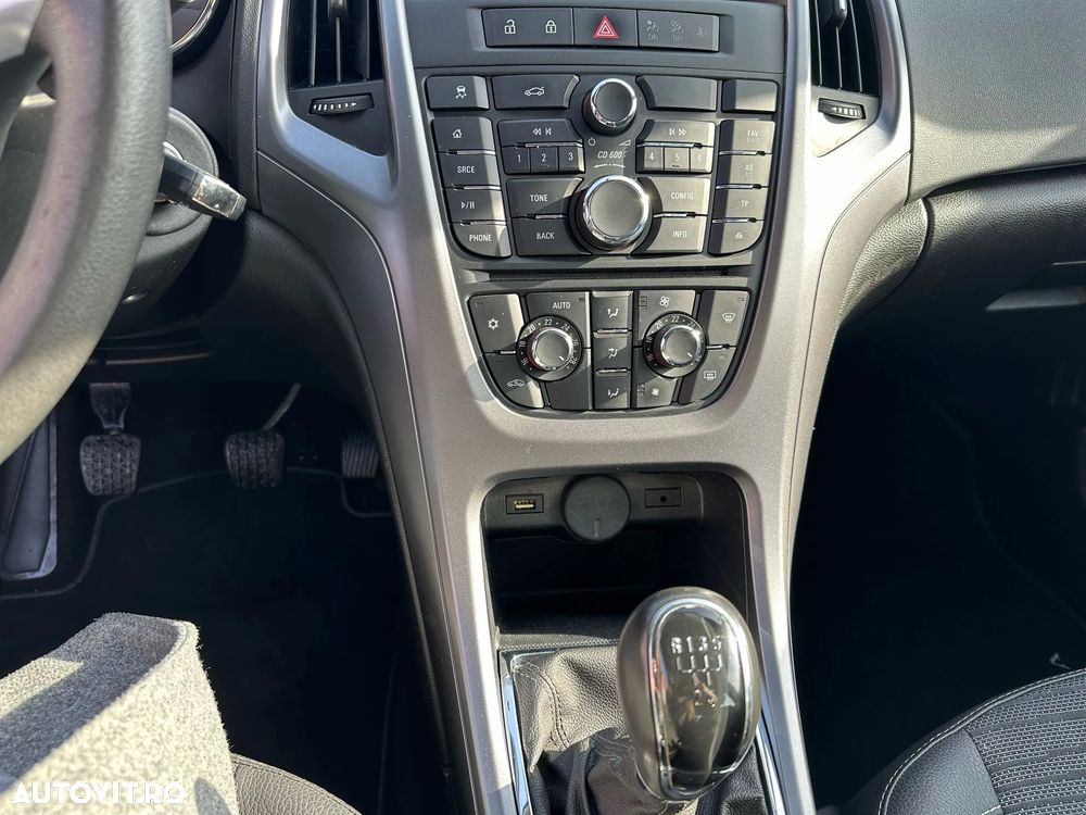 Opel Astra 1.6 TWINPORT ECOTEC Active - 8