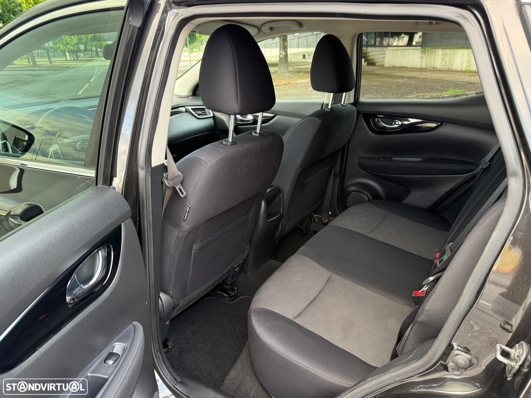 Nissan Qashqai 1.2 DIG-T N-Connecta - 21