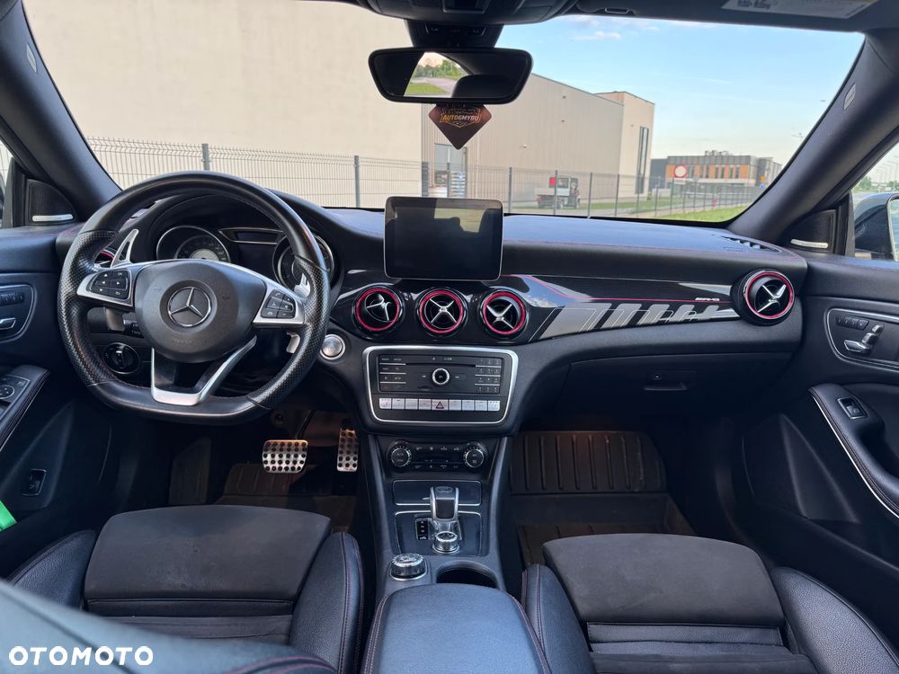 Mercedes-Benz CLA AMG 45 4-Matic - 5