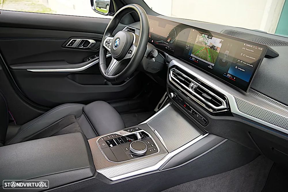 BMW 330 e Pack Desportivo M Auto - 25