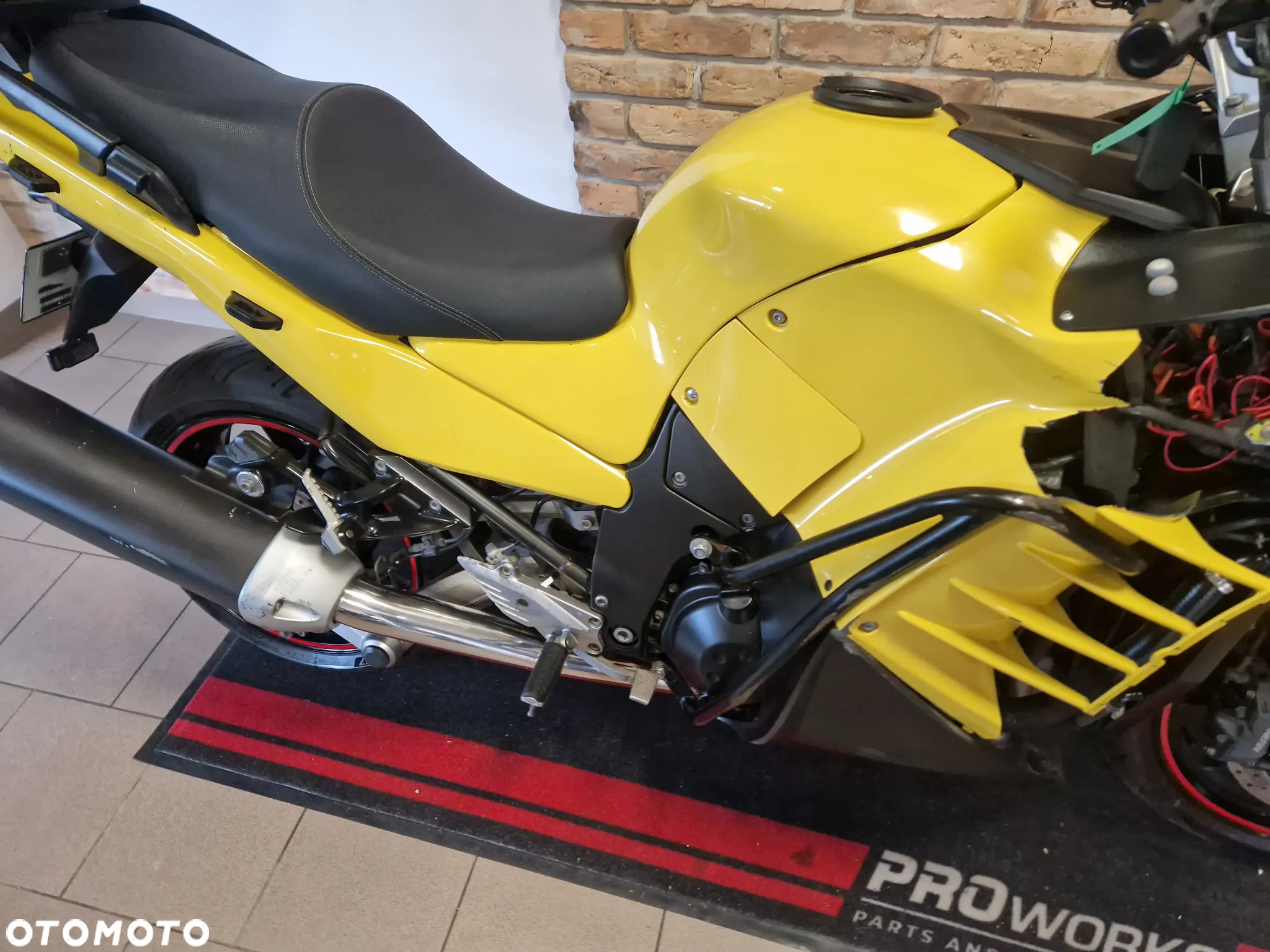 Kawasaki GTR - 27