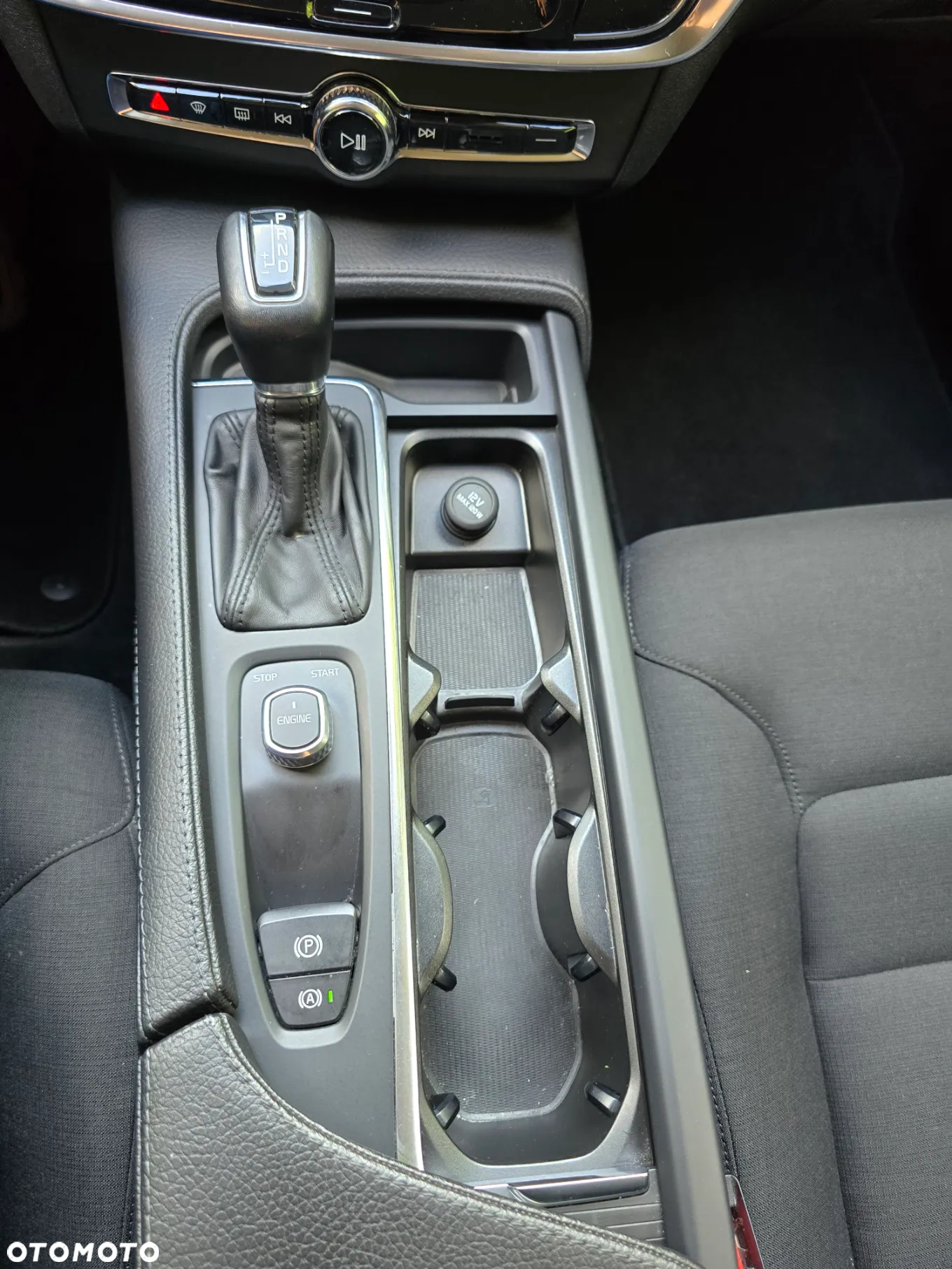 Volvo V90 D4 Kinetic - 12