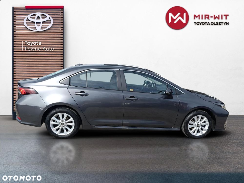 Toyota Corolla - 11