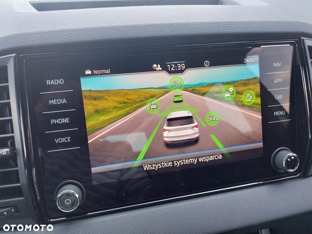 Skoda Karoq 1.5 TSI ACT Sportline DSG - 25