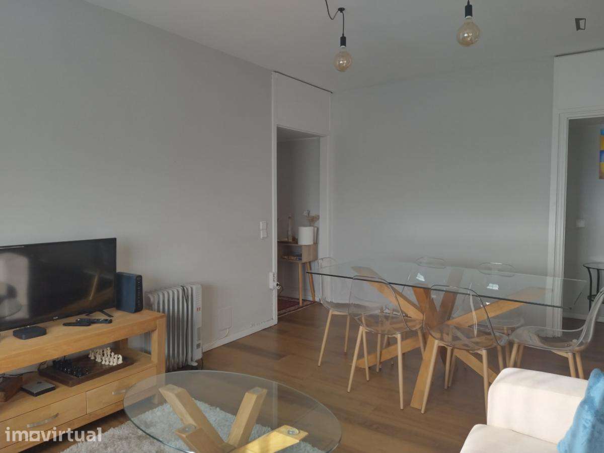 Apartamento com 3 quartos - localizado em Ramalde Porto - Grande imagem: 4/18