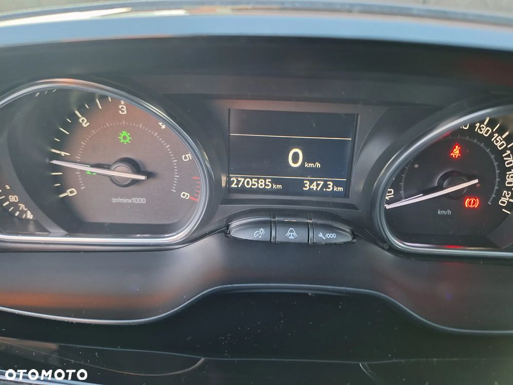 Peugeot 2008 BlueHDi FAP 120 STOP & START Crossway - 18