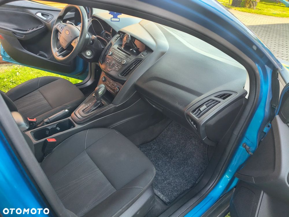 Ford Focus - 8
