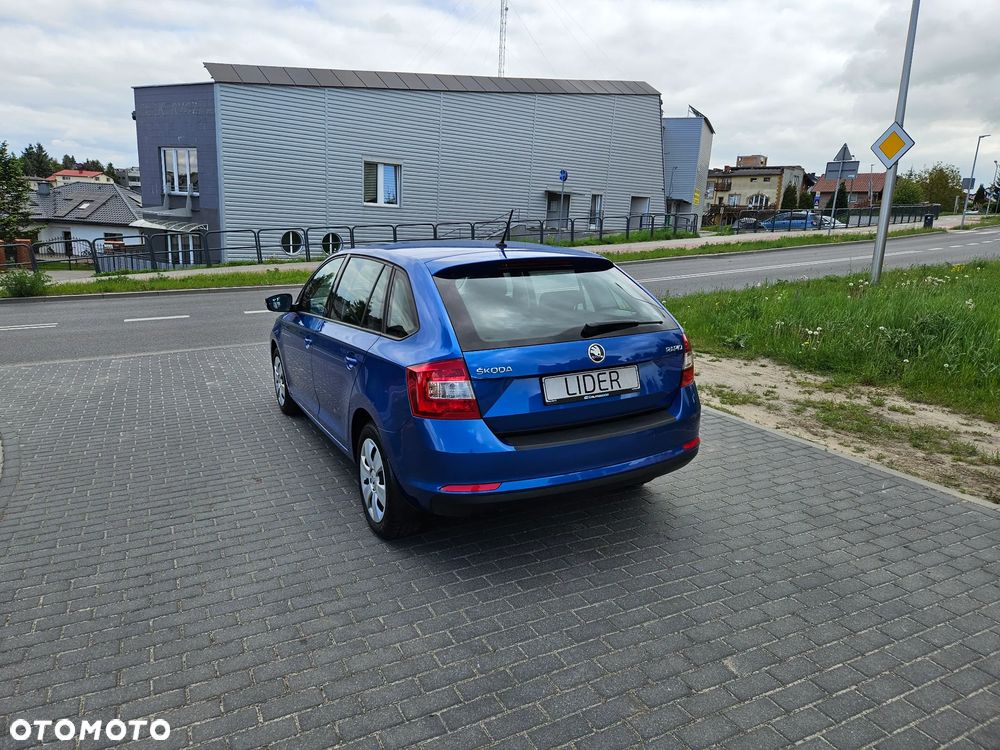 Skoda RAPID - 4