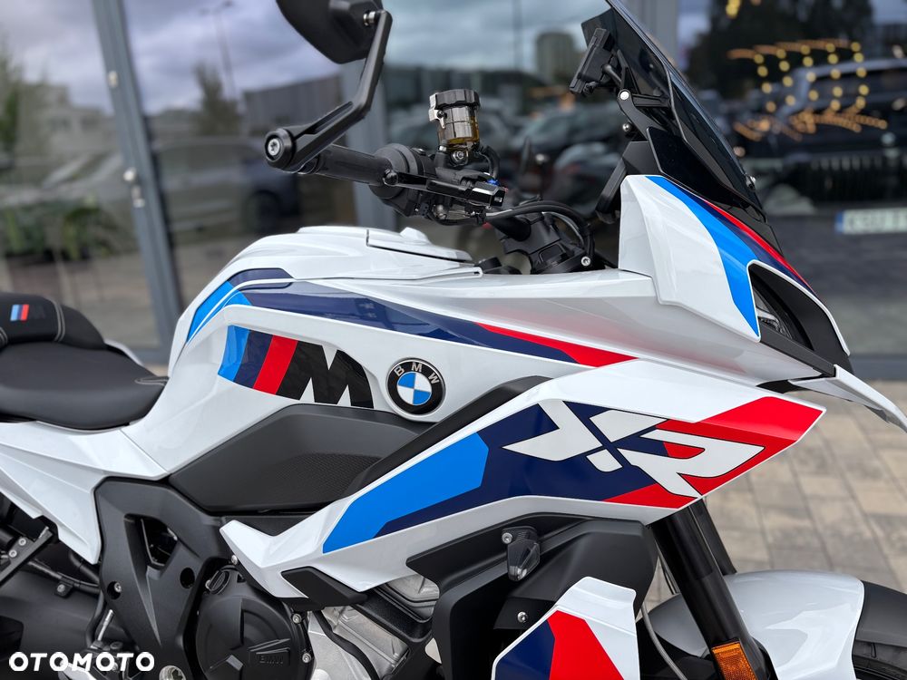 BMW XR - 8