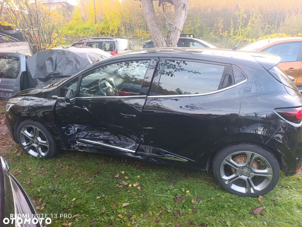 Renault Clio - 8
