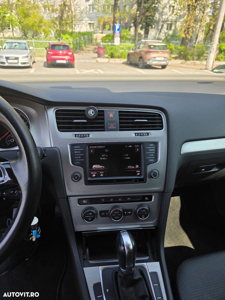 Volkswagen Golf 1.6 TDI DPF BMT DSG Highline - 13