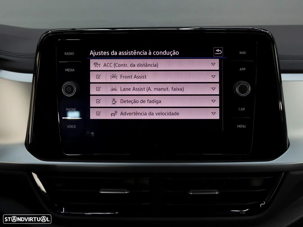 VW T-Roc 1.0 TSI Urban - 31