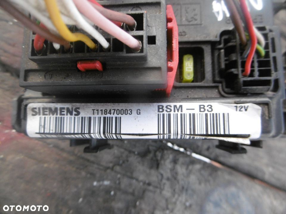 Skrzynka Moduł BSM B3 CITROEN PEUGEOT T118470003G - 2