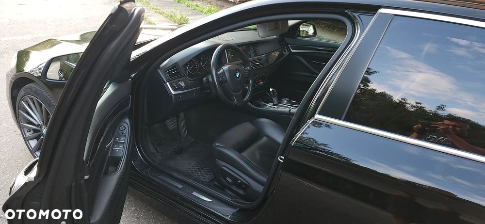 BMW Seria 5 520d Luxury Line - 8