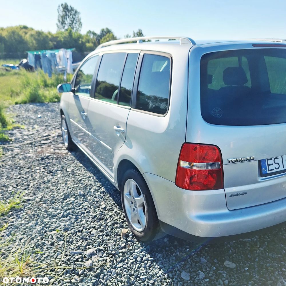 Volkswagen Touran 2.0 TDI Trendline - 5