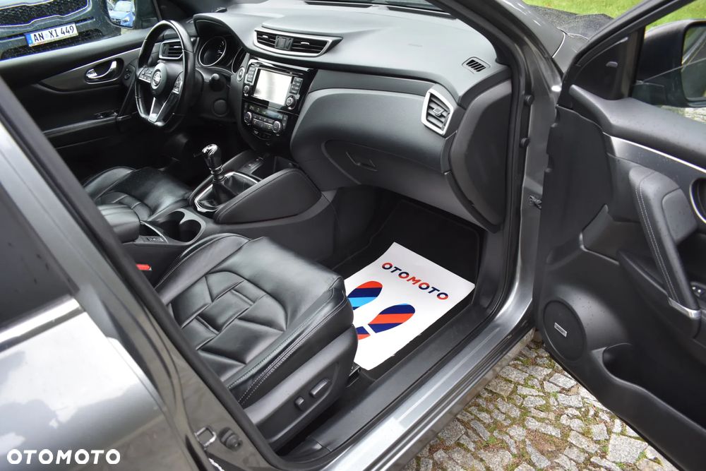 Nissan Qashqai 1.6 dCi TEKNA+ - 9