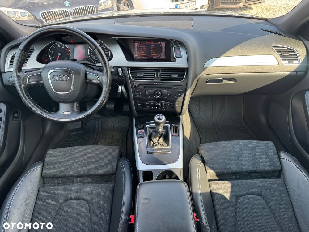 Audi A4 Limousine 2.0 TFSI quattro S line Sportpaket (plus) - 4