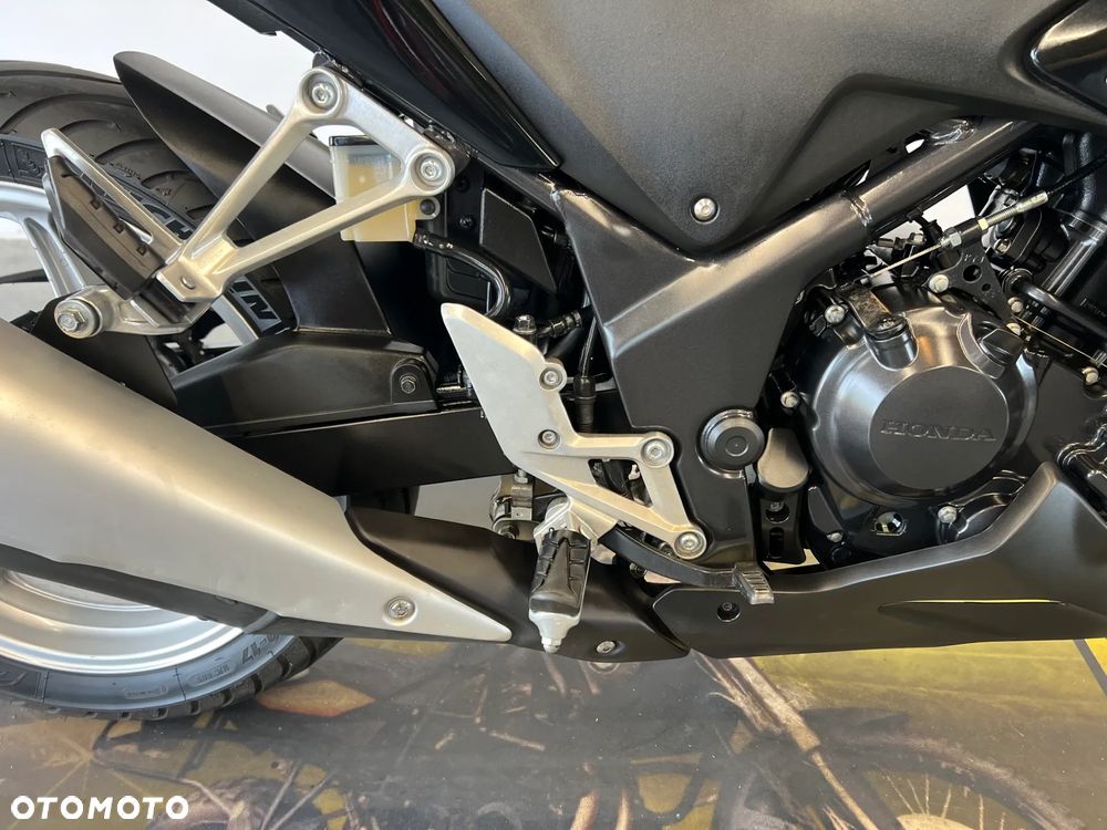 Honda CBR - 27