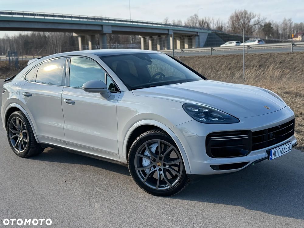 Porsche Cayenne Turbo - 2