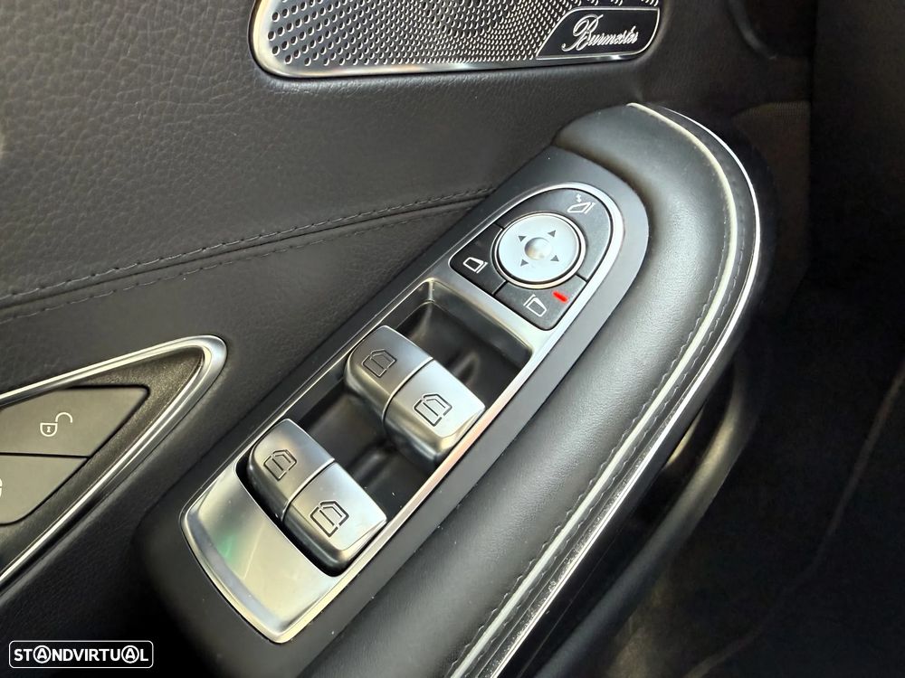 Mercedes-Benz S 560 4Matic 9G-TRONIC - 32