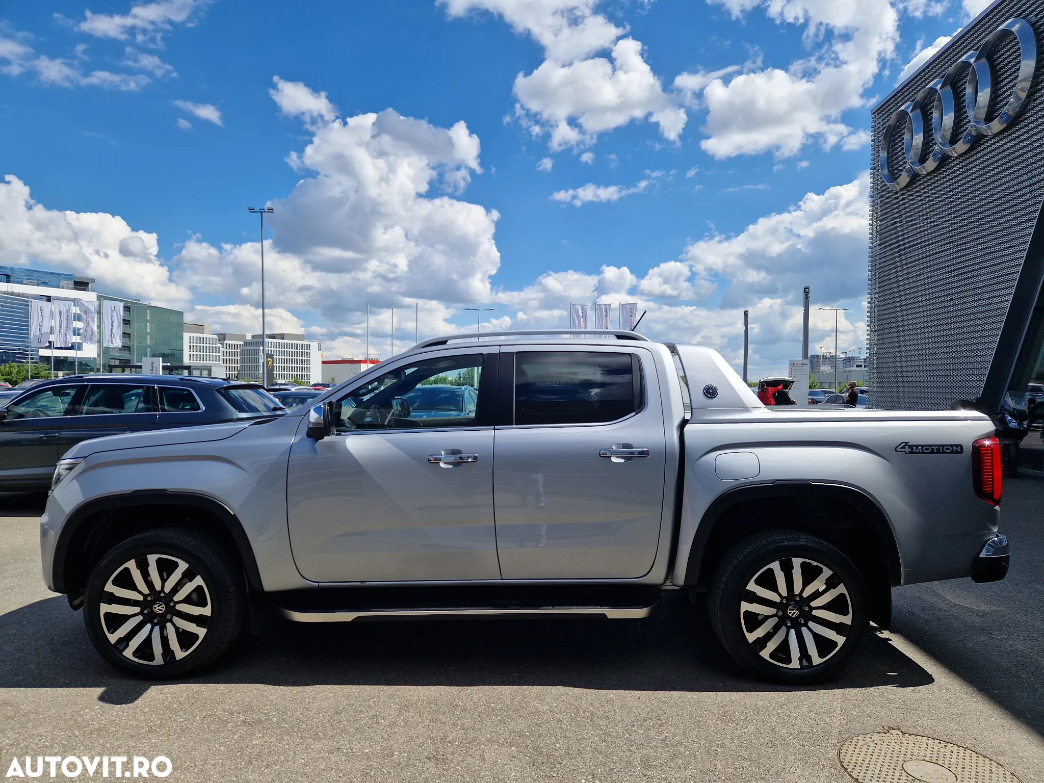 Volkswagen Amarok 3.0 TDI 241 CP 4M 10AT Aventura - 2