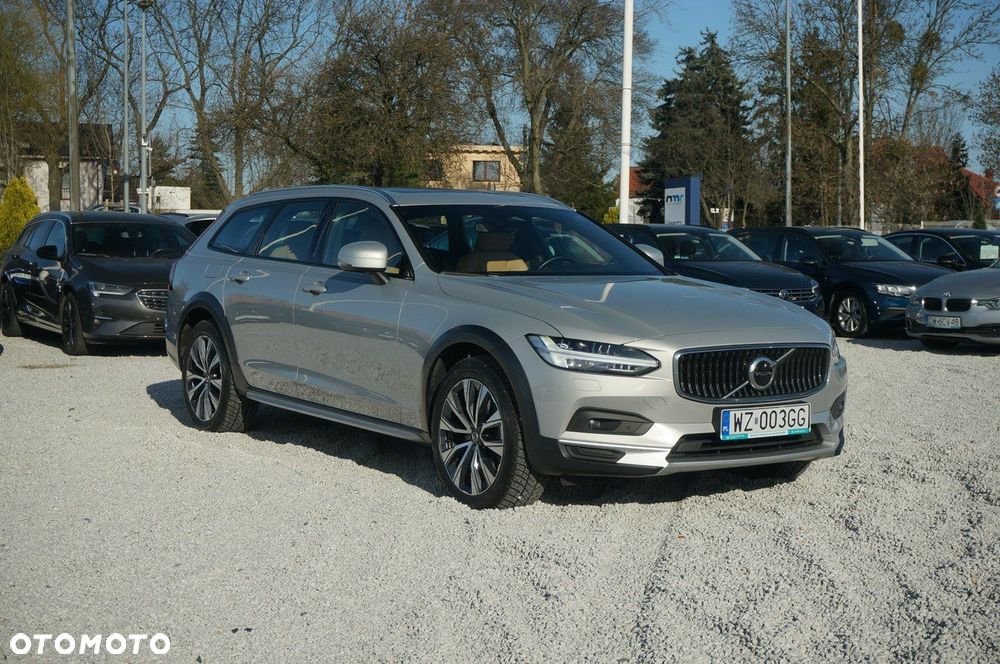 Volvo V90 Cross Country B5 D AWD Ultimate - 5