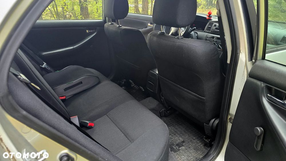 Toyota Corolla 1.6 VVT-i Terra - 11
