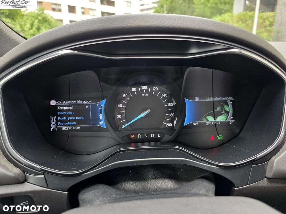 Ford Mondeo SW 2.0 Hybrid ST-Line X - 24