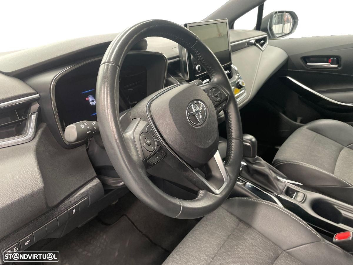 Toyota Corolla - 23