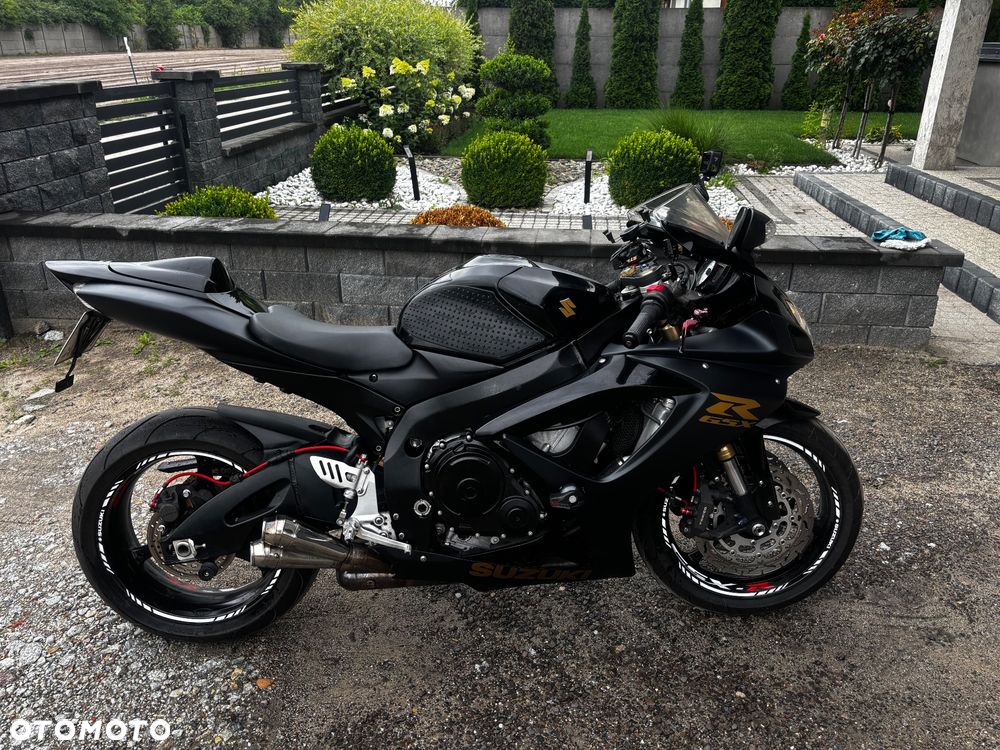 Suzuki GSX-R - 2