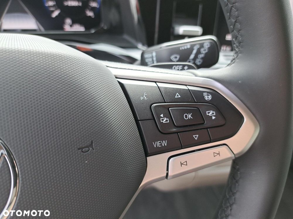 Volkswagen Multivan - 20