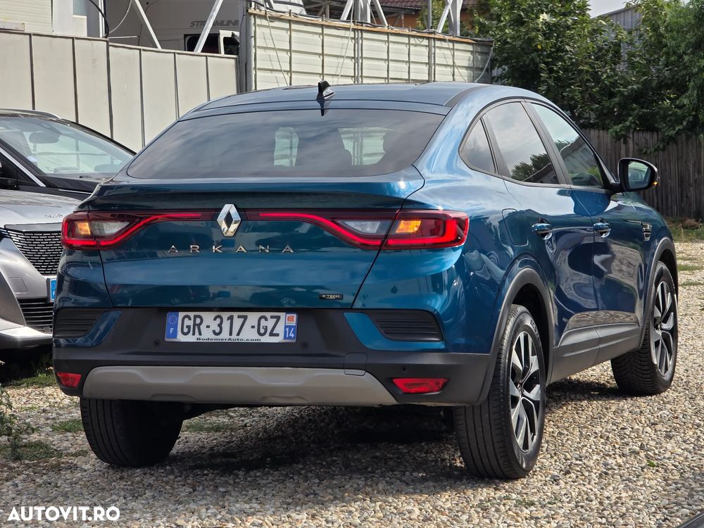 Renault Arkana E-TECH 145 Evolution - 14
