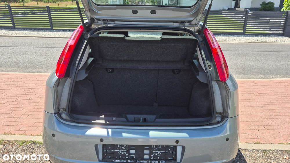Fiat Grande Punto 1.4 8V - 15