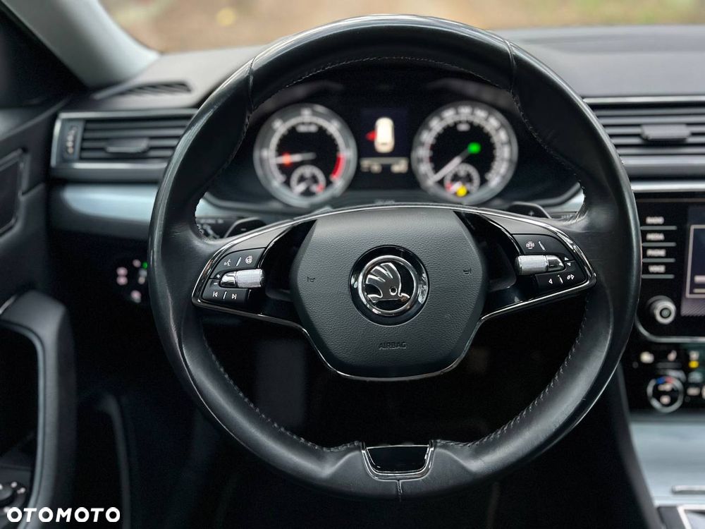 Skoda Superb 1.6 TDI Ambition DSG - 29