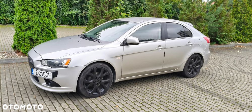 Mitsubishi Lancer - 14