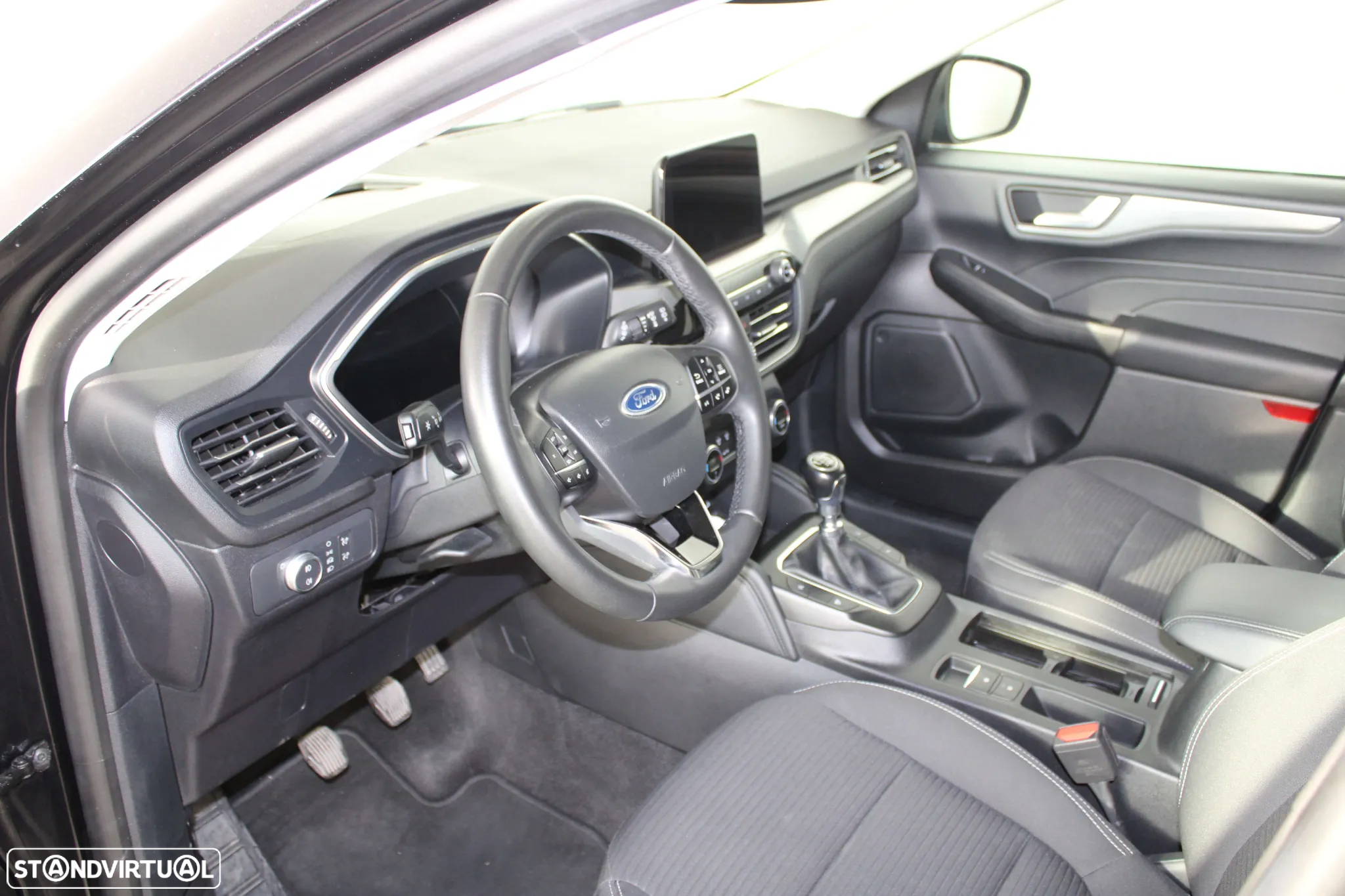 Ford Kuga 1.5 TDCi EcoBlue Titanium - 5