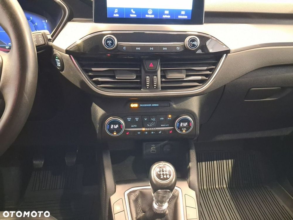 Ford Kuga 1.5 EcoBoost TITANIUM - 22