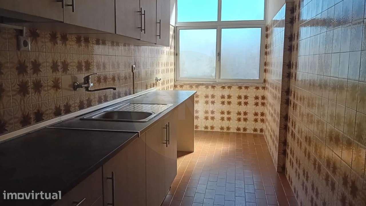 Apartamento T1+1 Remodelado e Pronto a Habitar - Grande imagem: 5/12