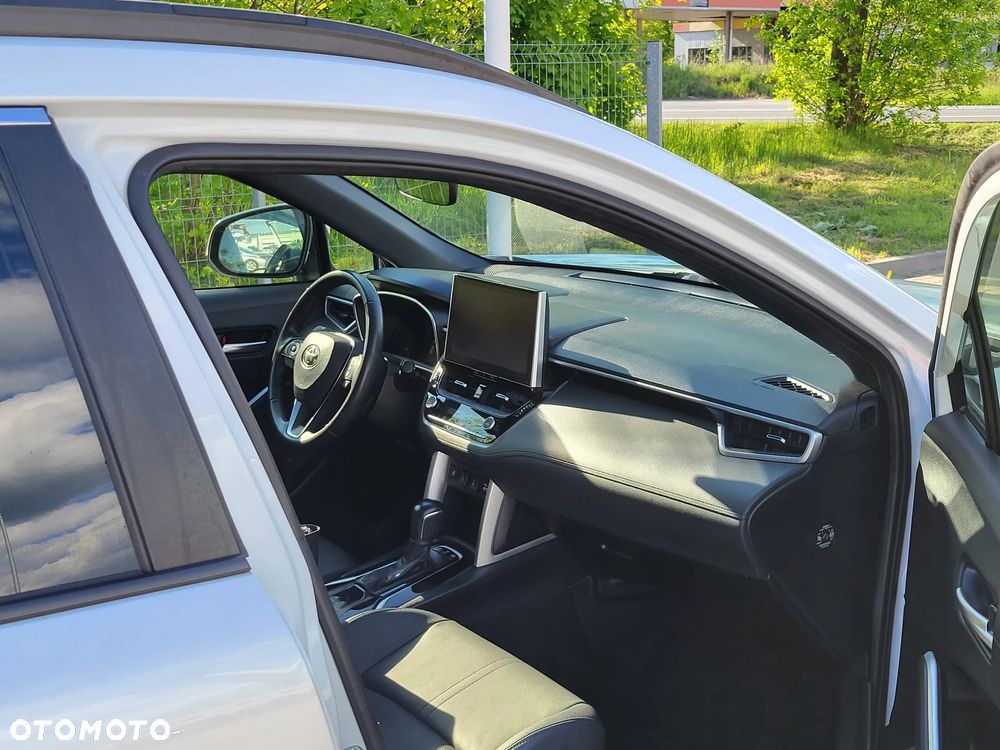 Toyota Corolla Cross 2.0 Hybrid Premiere Edition AWD - 6