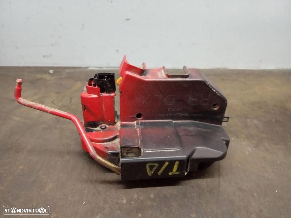 FECHADURA PORTA TRASEIRA DIREITA HYUNDAI GETZ 2004 - - 3