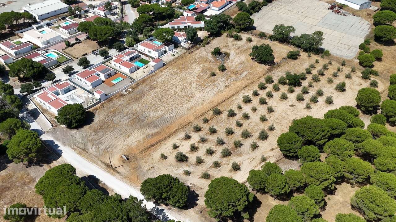 Land 15000 sqm (Urban+Housing or Comerce/Services) w/water hole/pump - Grande imagem: 3/18