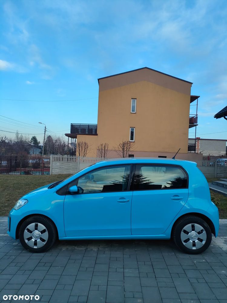 Volkswagen up! 1.0 Beats - 12